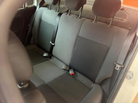 VOLKSWAGEN Voyage 1.0 4P FLEX, Foto 17