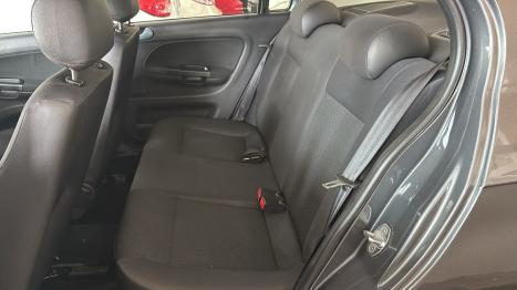 VOLKSWAGEN Voyage 1.6 4P FLEX, Foto 8