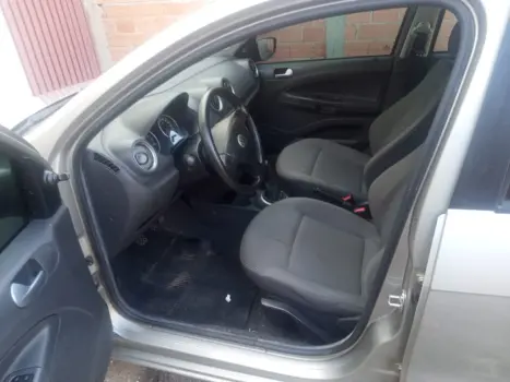 VOLKSWAGEN Voyage 1.0 4P FLEX, Foto 4