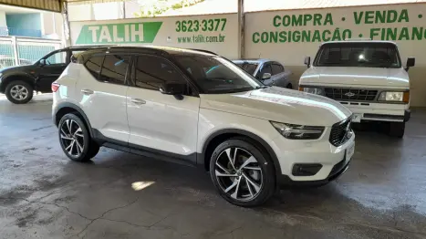 VOLVO XC40 1.5 16V 4P T5 RECHARGE H�BRIDO R-DESIGN GEARTRONIC AUTOM�TICO, Foto 1