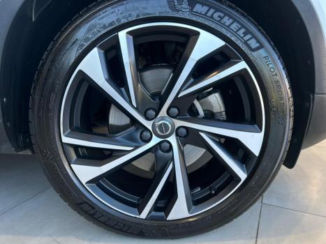 VOLVO XC40 2.0 16V 4P T5 TURBO R-DESIGN AWD GEARTRONIC AUTOMTICO, Foto 8