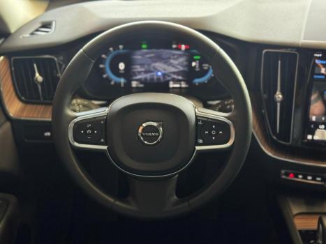 VOLVO XC60 2.0 16V 4P T8 RECHARGE HBRIDO INSCRIPTION EXPRESSION AWD TURBO GEARTRONIC AUTOMTICO, Foto 18
