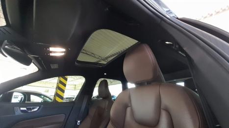VOLVO XC60 2.0 16V 4P T8 RECHARGE H�BRIDO PLUS AWD TURBO GEARTRONIC AUTOM�TICO, Foto 7