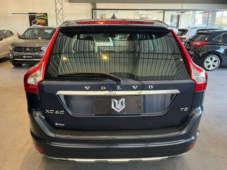 VOLVO XC60 2.0 4P COMFORT T5 TURBO AUTOM�TICO, Foto 4