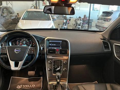 VOLVO XC60 2.0 4P COMFORT T5 TURBO AUTOM�TICO, Foto 10