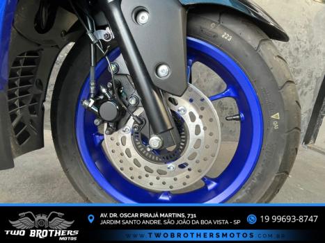 YAMAHA Aerox 160 ABS, Foto 4