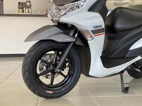 YAMAHA Fluo 125 ABS, Foto 3