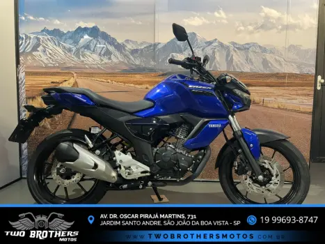 YAMAHA FZ 15 Fazer ABS, Foto 1