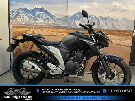 YAMAHA FZ 25 250 Fazer Flex , Foto 1