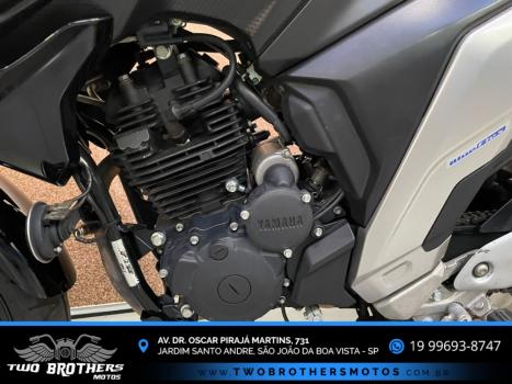 YAMAHA FZ 25 250 Fazer Flex , Foto 9