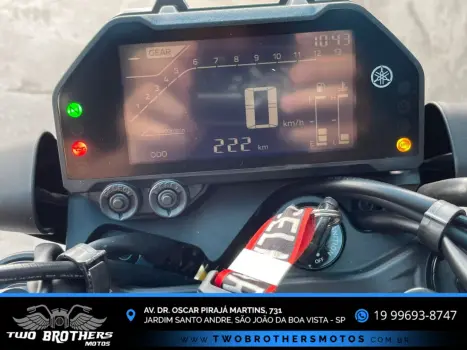YAMAHA MT-03 300 ABS, Foto 5