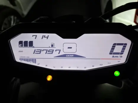 YAMAHA MT-07 700 , Foto 12