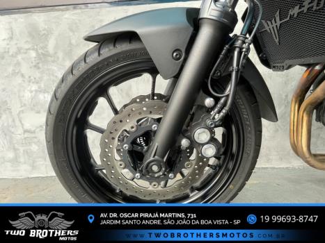 YAMAHA MT-07 700 ABS, Foto 7