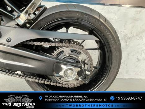 YAMAHA MT-07 700 ABS, Foto 9