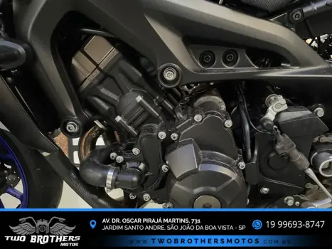 YAMAHA MT-09 850 ABS, Foto 8