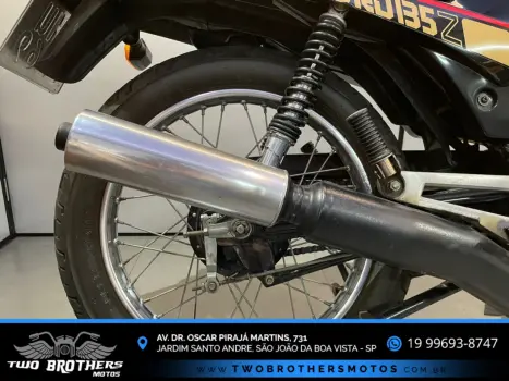 YAMAHA RD 135 Z, Foto 2