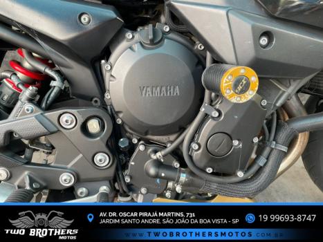 YAMAHA XJ6 600 N, Foto 3