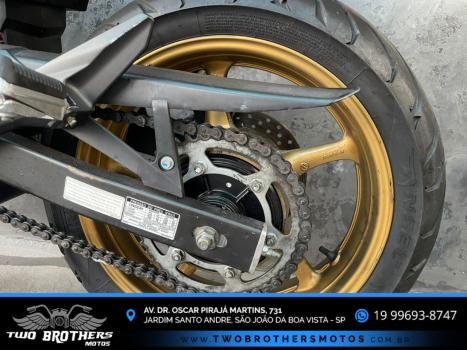 YAMAHA XJ6 600 N, Foto 9