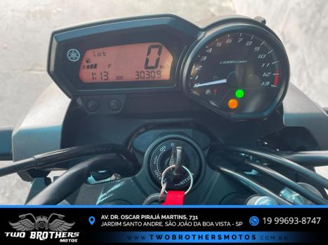 YAMAHA XJ6 600 N, Foto 5