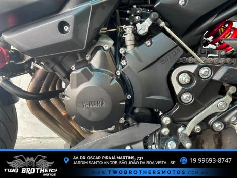 YAMAHA XJ6 600 N, Foto 8