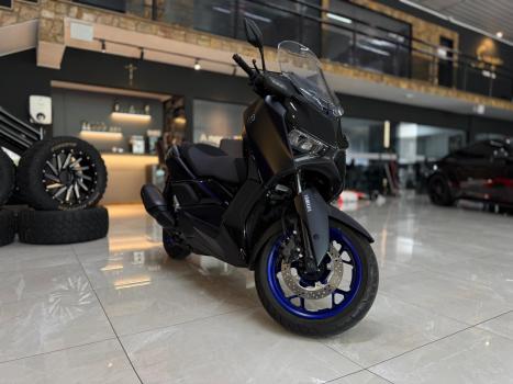 YAMAHA XMax 250 , Foto 2