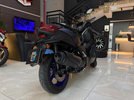 YAMAHA XMax 250 , Foto 3