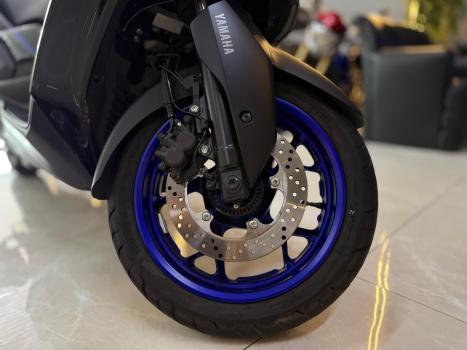 YAMAHA XMax 250 , Foto 6