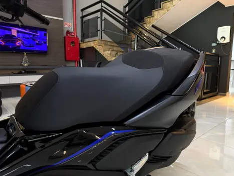 YAMAHA XMax 250 , Foto 9