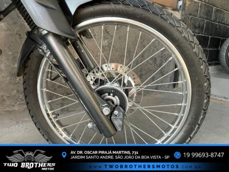 YAMAHA XTZ 250 LANDER, Foto 4