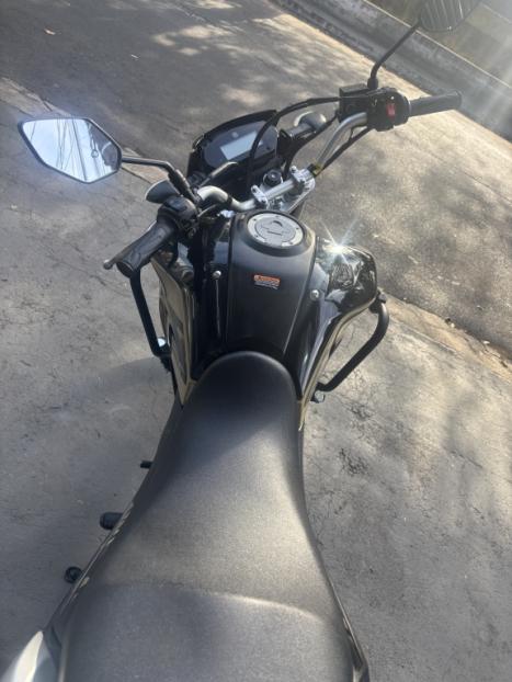 YAMAHA XTZ 250 LANDER, Foto 3