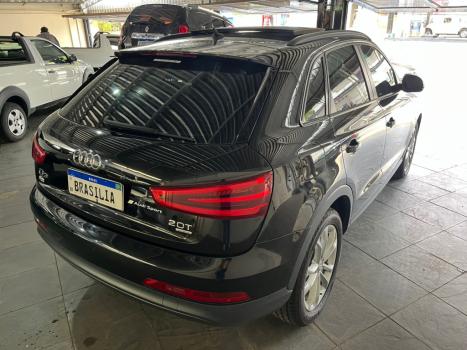 AUDI Q3 2.0 4P TFSI AMBIENTE QUATTRO S-TRONIC AUTOMTICO, Foto 4