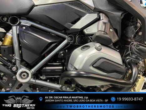 BMW R 1200 GS ADVENTURE TRIPLE BLACK, Foto 2
