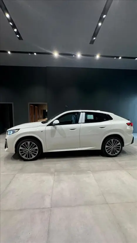 BMW X2 2.0 16V 4P SDRIVE 20I M SPORT TURBO STEPTRONIC AUTOMTICO, Foto 3