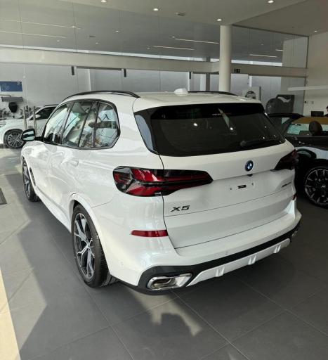 BMW X5 3.0 I6 32V 4P TURBO HBRIDO XDRIVE45E M SPORT AUTOMTICO, Foto 5