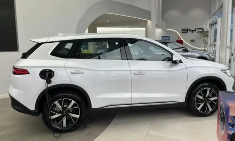 BYD Song Pr 1.5 16V 4P DM-I HBRIDO GS AUTOMTICO, Foto 3