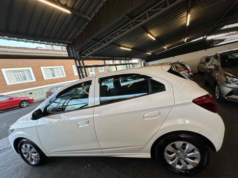 CHEVROLET Onix Hatch 1.0 4P FLEX LT, Foto 4