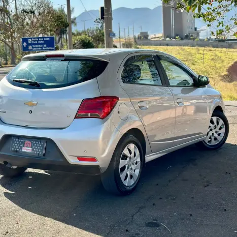 CHEVROLET Onix Hatch 1.4 4P FLEX LT AUTOMTICO, Foto 9