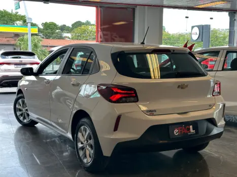 CHEVROLET Onix Hatch 1.0 4P FLEX LT, Foto 4