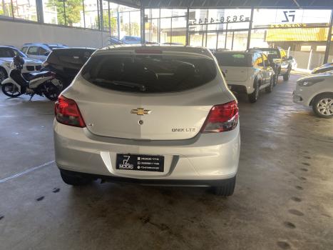 CHEVROLET Onix Hatch 1.4 4P FLEX LTZ AUTOMTICO, Foto 5
