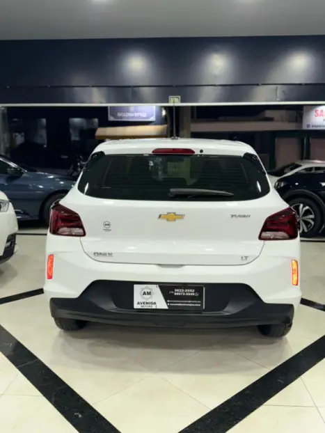 CHEVROLET Onix Hatch 1.0 12V 4P FLEX LT TURBO AUTOMTICO, Foto 6
