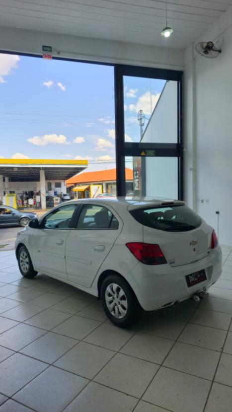 CHEVROLET Onix Hatch 1.0 4P FLEX JOY, Foto 3