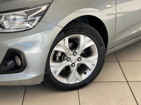 CHEVROLET Onix Hatch 1.0 12V 4P FLEX PLUS TURBO AUTOMTICO, Foto 3