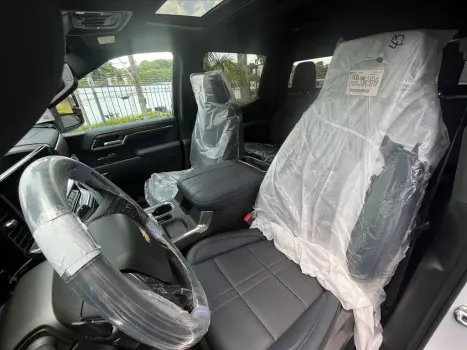 CHEVROLET Silverado 5.3 V8 1500 HIGH COUNTRY CABINE DUPLA 4X4 AUTOMTICO, Foto 18