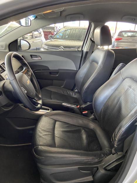 CHEVROLET Sonic Sedan 1.6 16V 4P LTZ FLEX AUTOMTICO, Foto 9