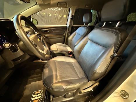 CHEVROLET Spin 1.8 4P FLEX PREMIER 7 LUGARES AUTOMTICO, Foto 3