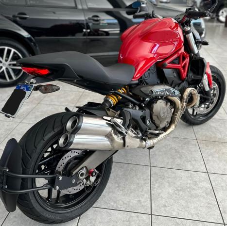 DUCATI Monster 821 ABS, Foto 5