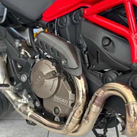 DUCATI Monster 821 ABS, Foto 10