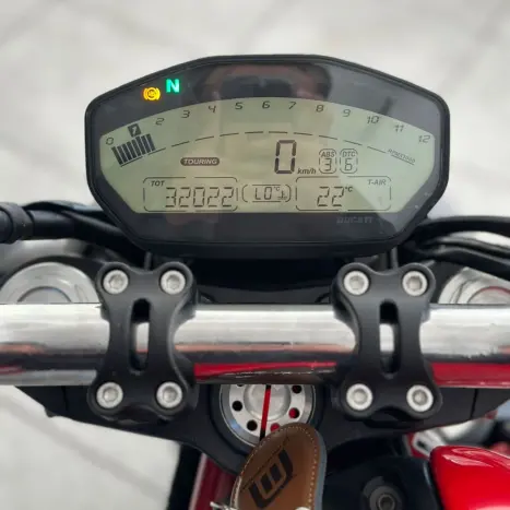 DUCATI Monster 821 ABS, Foto 12