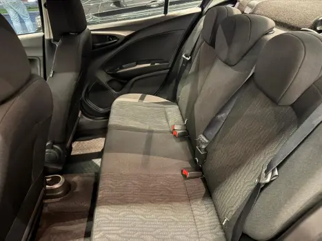 FIAT Cronos 1.3 4P FLEX, Foto 11