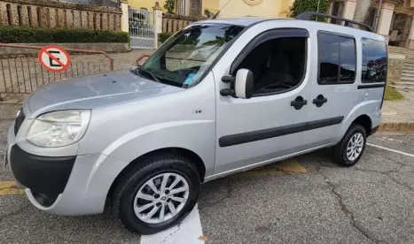 FIAT Doblo 1.8 16V 4P FLEX ESSENCE 7 LUGARES, Foto 2